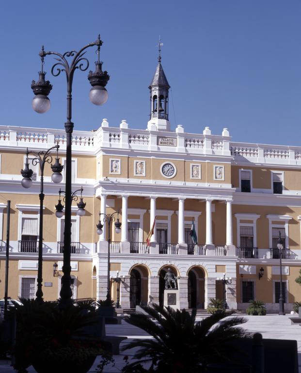 Aparthotel Mm Badajoz Extérieur photo